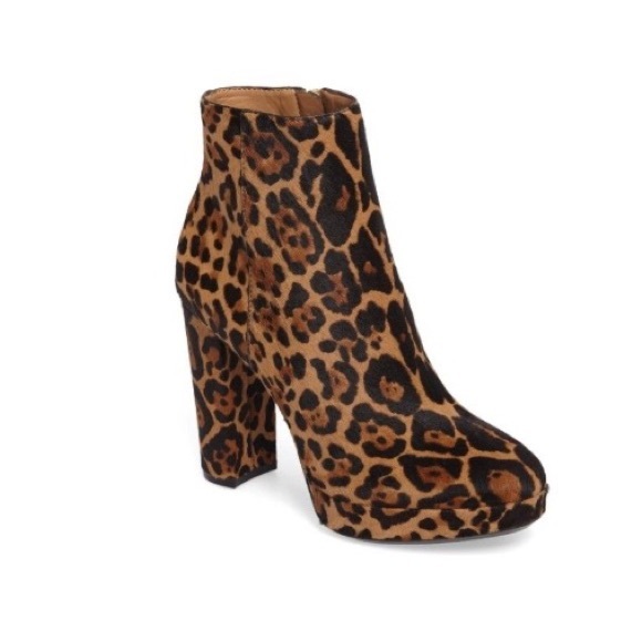 Calvin Klein Martha Leopard Haircalf Platform Booties Size 8 - Picture 2 of 7